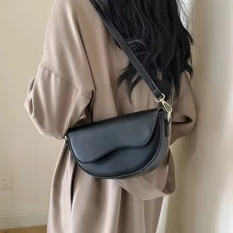 Cross body bags